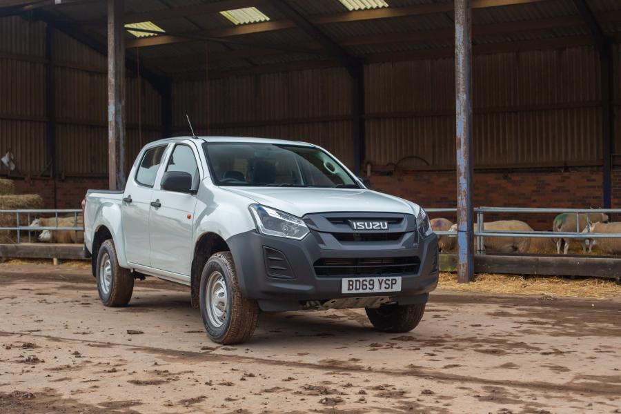  Isuzu D-Max Ultility Double Cab 2018 года  (UK) (фото 1 из 24)